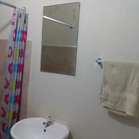 Yard Style Hotel Kingston Room photo